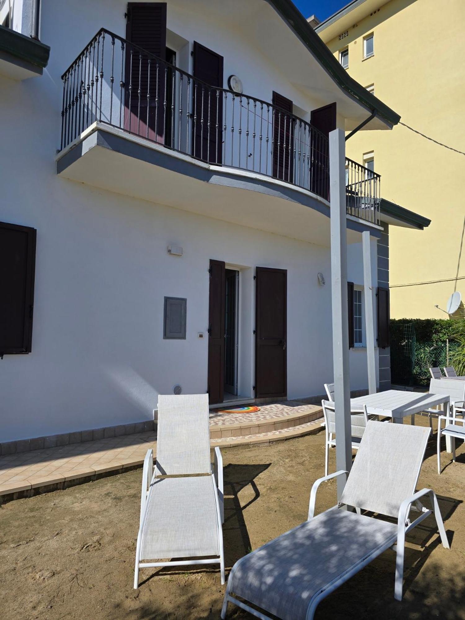 Villa Dolcevita Беллария-Иджеа-Марина Экстерьер фото